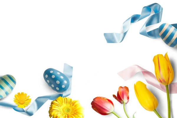 Easter Decorations Eggs Flowers Ribbons — Stock Photo, Image