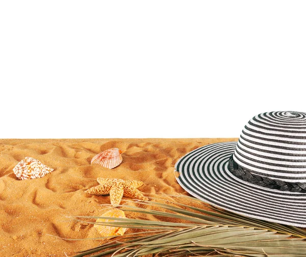 Dámský Klobouk Zlatém Písku Pláži — Stock fotografie