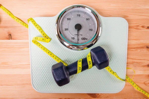 Waage Zur Gewichtsmessung Nach Dem Fitnessstudio — Stockfoto