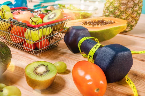 Fitness Dumbbell Genuine Food Fruit — Stockfoto