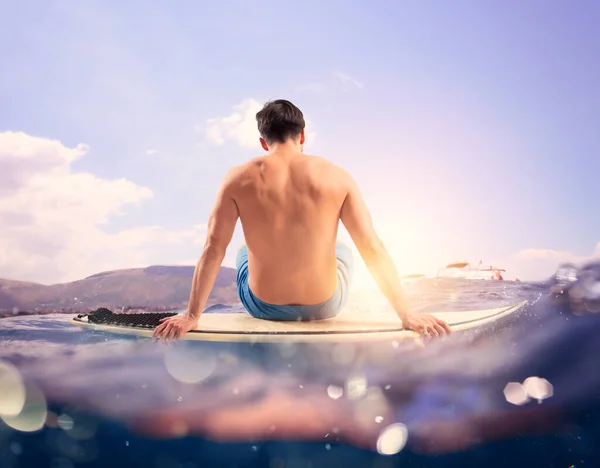 Homme Mer Prêt Commencer Par Planche Surf — Photo