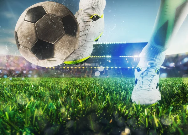 Soccer Player Kicks Ball Vigorously Stadium — Stock Photo, Image