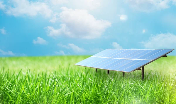 Systém Obnovitelné Energie Solárním Panelem Pastvinách — Stock fotografie