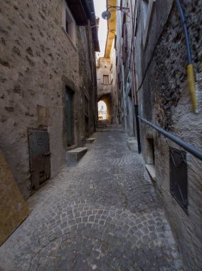 Abruzzo yaz turnesinde İtalya mirası turizmi