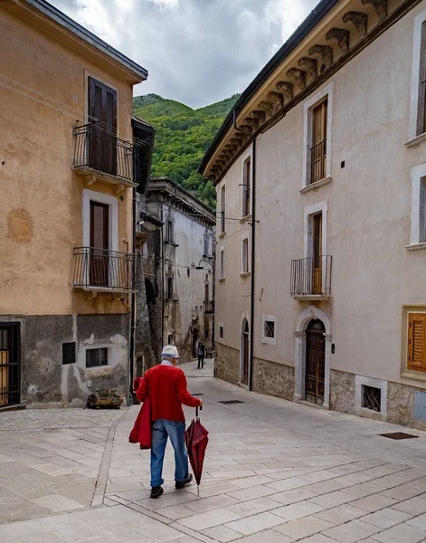 Abruzzo Yaz Turnesinde Talya Mirası Turizmi — Stok fotoğraf
