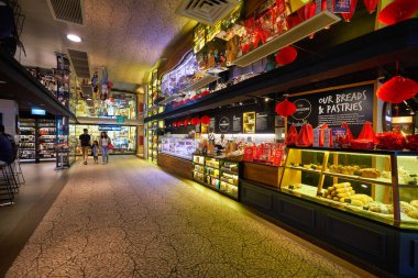 SINGAPORE - CIRCA JANUARY, 2020: Providore Singapur 'da sergilenen ürünler