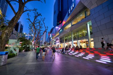 SINGAPORE - CIRCA JANUARY, 2020: Singapur sokak manzarası.