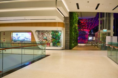 SINGAPORE - CIRCA JANUARY, 2020: Singapur Changi Uluslararası Havaalanı 'nın iç çekimleri.