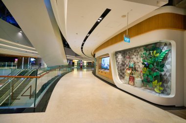 SINGAPORE - CIRCA JANUARY, 2020: Singapur Changi Uluslararası Havaalanı 'nın iç çekimleri.