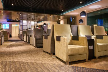 SINGAPORE - CIRCA JANUARY, 2020: Singapur Changi Havaalanı 'ndaki Dnata Lounge' un iç çekimi.