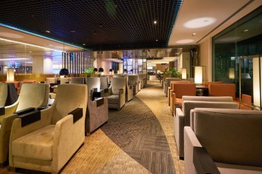 SINGAPORE - CIRCA JANUARY, 2020: Singapur Changi Havaalanı 'ndaki Dnata Lounge' un iç çekimi.