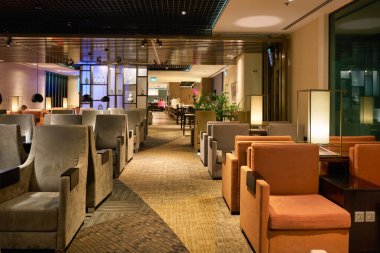 SINGAPORE - CIRCA JANUARY, 2020: Singapur Changi Havaalanı 'ndaki Dnata Lounge' un iç çekimi.