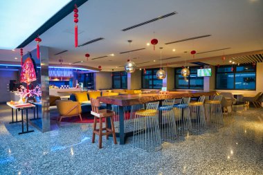 KUALA LUMPUR, MALAYSIA - CIRCA JANUARY, 2020: Holiday Inn Express 'in Kuala Lumpur' daki iç çekimi.