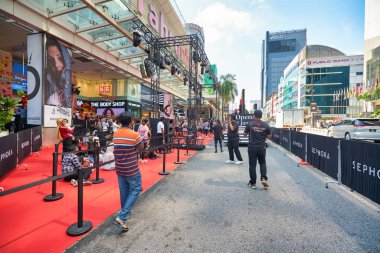 KUALA LUMPUR, MALAYSIA - 18 Ocak 2020: Kuala Lumpur 'daki Fahrenheit 88 alışveriş merkezinin açılış gününde atmosfer.