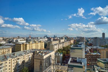MOSCOW, RUSSIA - CIRCA AĞUSTOS, 2016: Yüksek mertebeli Holiday Inn Moscow Suschevsky Hotel 'den görüş 