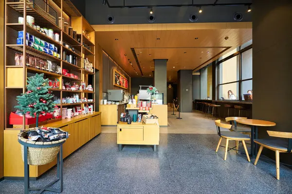 Shenzhen Chine Circa Novembre 2019 Plan Intérieur Café Starbucks Shenzhen Image En Vente