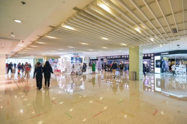 HONG KONG - CIRCA ARALIK, 2019: Harbour City alışveriş merkezinin içi.