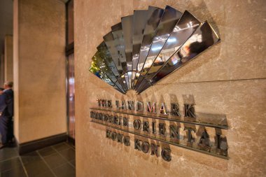 HONG KONG - CIRCA Aralık 2019: Mandarin İşaretinin Yakın Çekimi. 