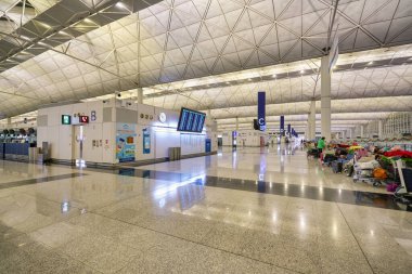 HONG KONG - CIRCA Aralık 2019: Hong Kong Uluslararası Havaalanı Terminali 1.