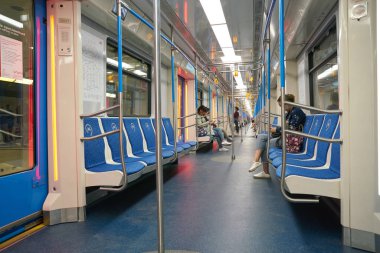 MOSCOW, RUSSIA - CIRCA EPTEMBER, 2018: Moskova 'daki metro aracının iç çekimi.