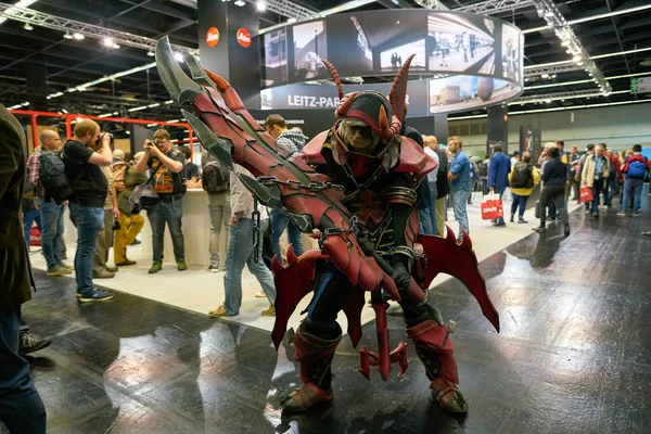COLOGNE, GERMANY - CIRCA SEPTEMBER, 2018: cosplayer at Photokina Exhibition. Photokina is a trade fair held in Europe for the photographic and imaging industries. — Stock Image Cologne Germany Circa September 2018 Cosplayer Photokina Exhibition Photokina Trade Stock Picture