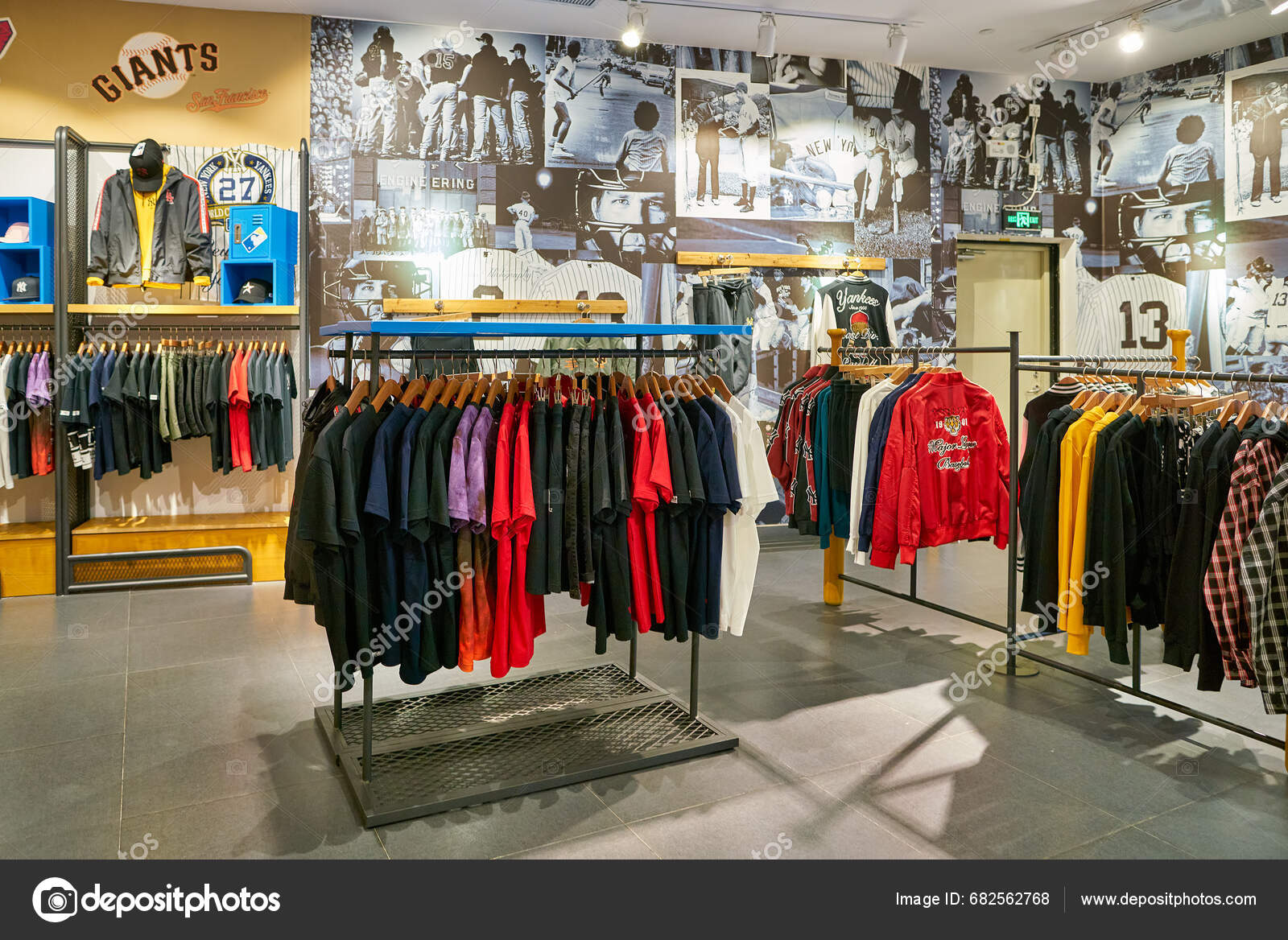 Dr martens rinascente roma hot sale
