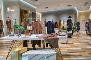 SHENZHEN, ÇİN - CIRCA NOVEMBER, 2019: Shenzhen 'deki Didpan mağazasının içi.