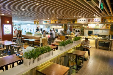 SHENZHEN, ÇİN - CIRCA NOVEMBER, 2019: Shenzhen 'deki KK AVM' de Gıda Cumhuriyeti 'nin iç çekimleri. 