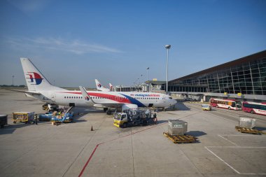 KUALA LUMPUR, MALAYSIA - CIRCA JANUARY, 2020: Malezya Havayolları Boeing 737-800 Kuala Lumpur Uluslararası Havalimanı pistinde