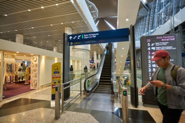 KUALA LUMPUR, MALAYSIA - CIRCA JANUARY, 2020: Kuala Lumpur Uluslararası Havalimanı 'nın iç çekimi. 