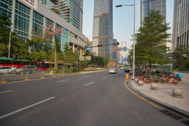 ŞENZHEN, ÇİN - 27 Kasım 2019: Shenzhen şehir manzarası.
