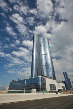 ABU DHABI, BAE - CIRCA JANUARY, 2020: Abu Dabi sokak manzarası.