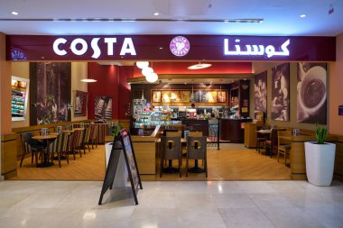 ABU DHABI, BAE - CIRCA JANUARY, 2020: Abu Dabi Uluslararası Havalimanında Costa Coffee. 