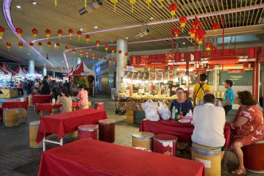 BANGKOK, THAILAND - CIRCA JANUARY, 2020: Bangkok 'ta sokak yemekleri.