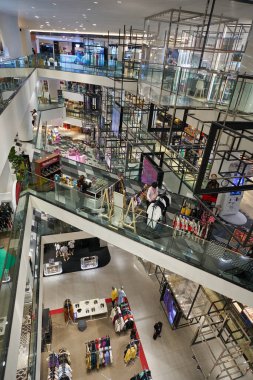 BANGKOK, THAILAND - CIRCA JANUARY, 2020: Siyam Keşif Alışveriş Merkezi 'nin iç çekimi.