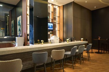 SELAYANG, MALAYSIA - CIRCA MARCH, 2023: Mercure Selangor Selayang 'daki restoranın iç çekimleri.