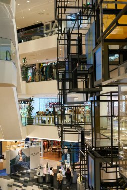 BANGKOK, THAILAND - CRCA Nisan 2023: ccat Siyam Discovery Alışveriş Merkezi.