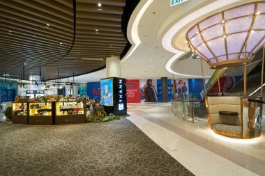 HO CHI MINH CITY, VİETNAM - CIRCA MARCH, 2023: Crescent Mall 'ın iç çekimi.