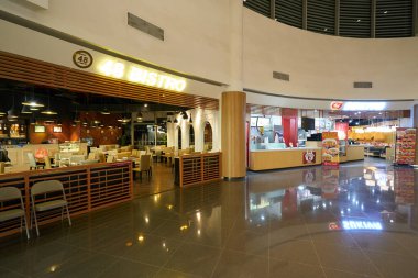 HO CHI MINH CITY, VİETNAM - CIRCA MARCH, 2023: Crescent Mall 'ın iç çekimi.