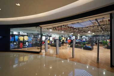 HO CHI MINH CITY, VİETNAM - CIRCA MARCH, 2023: Nike mağazasının girişi