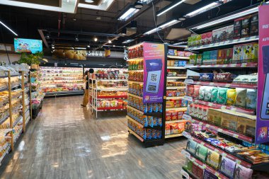 BANGKOK, THAILAND - CIRCA MARCH, 2023: SENA festivalindeki Villa Market süpermarketinin iç çekimi.