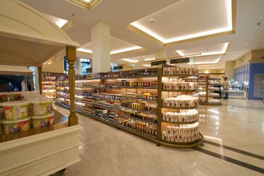 DOHA, Katar - CIRCA MARCH, 2023: Doha 'daki SNAN Yemek Salonu' nun iç çekimi.