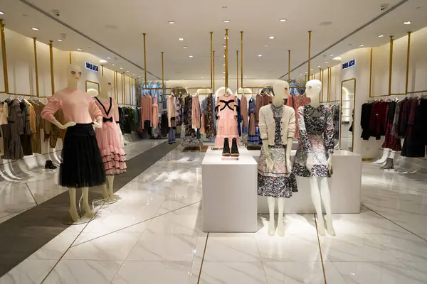 stock image SINGAPORE - NOVEMBER 05, 2023: interior shot of Bora Aksu store in the Shoppes at Marina Bay Sands.