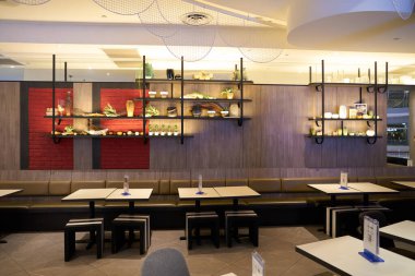 SINGAPORE - Kasım 05, 2023: Marina Bay Sands 'deki Dükkanların İçindeki So Pho Restoranı.