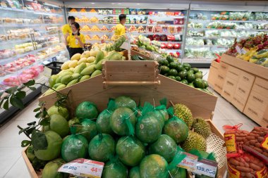 HO CHI MINH CITY, VİETNAM - 25 Mart 2023: Çiftçi Pazarı 'nın iç çekimleri.