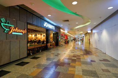 KUALA LUMPUR, MALAYSIA - 26 Mayıs 2023: Berjaya Times Meydanı Kuala Lumpur 'daki Johnny' nin restoranına giriş.