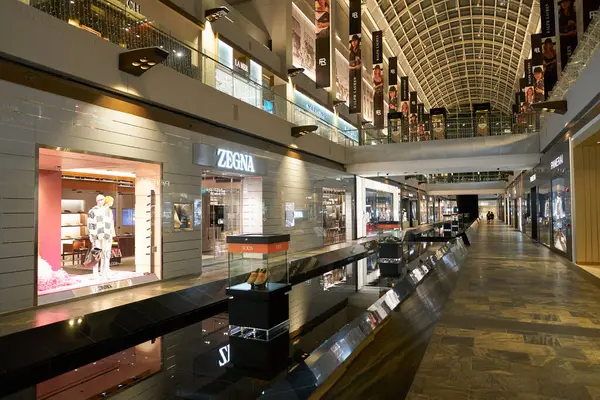 stock image SINGAPORE - NOVEMBER 05, 2023: interior shot of the Shoppes at Marina Bay Sands.