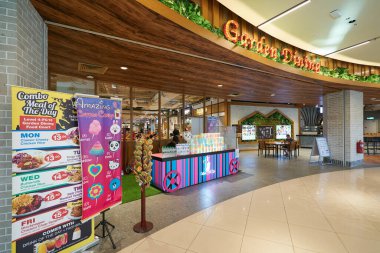 KUALA LUMPUR, MALAYSIA - 27 Mayıs 2023: LaLaport Bukit Bintang Şehir Merkezi 'ndeki Bahçe Yemekhanesi. 