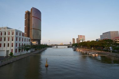 HO CHI MINH ŞEHRİ, VİETNAM - 25 Mart 2023: Akşam Ho Chi Minh Şehri manzarası