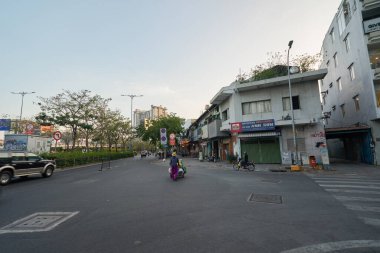 HO CHI MINH CITY, VİETNAM - 25 Mart 2023: Ho Chi Minh şehrinin sokak manzarası.